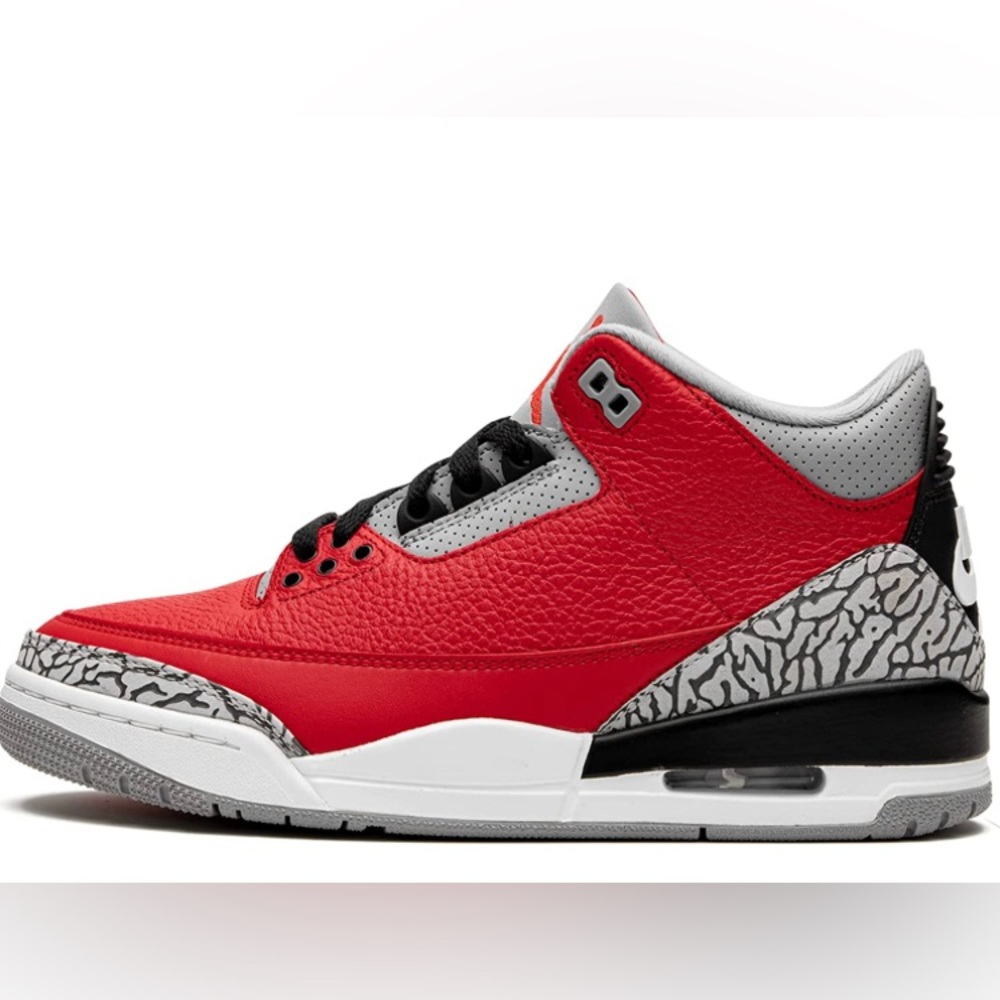 Nike Air Jordan 3 SE Retro Mens Basketball Shoe (NikeAir-Chi)